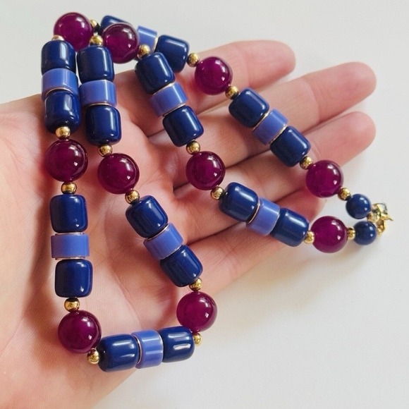 Trifari Signed Necklace VTG Collar RETRO Blue Purple Lucite Beaded 90S Gold 18" - Picture 5 of 7